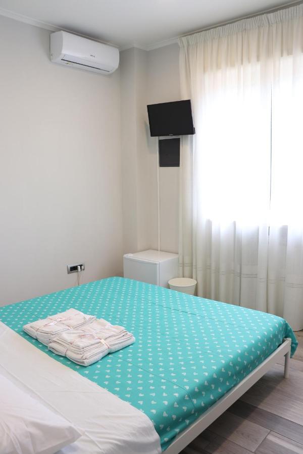 B&B Francesco Fly Napoli Bagian luar foto