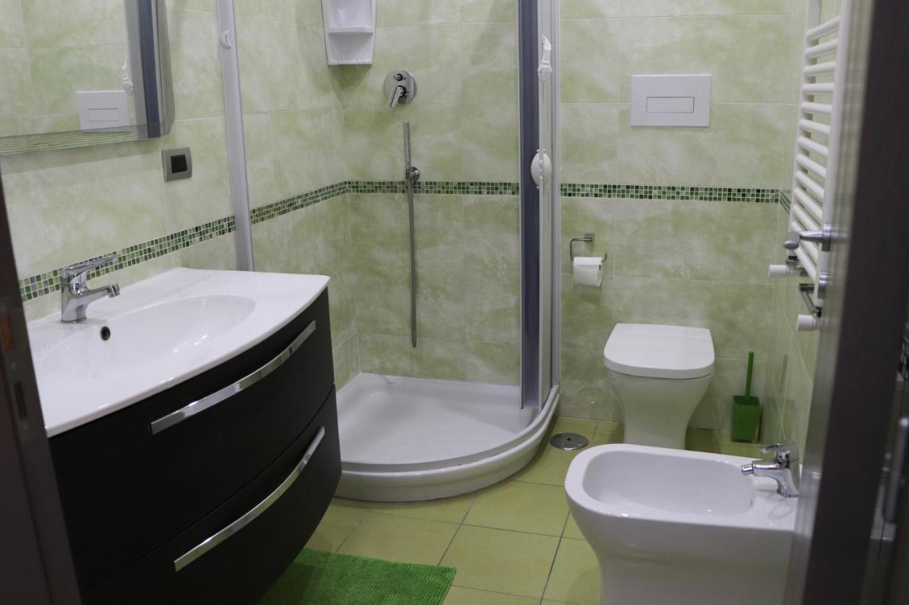 B&B Francesco Fly Napoli Bagian luar foto